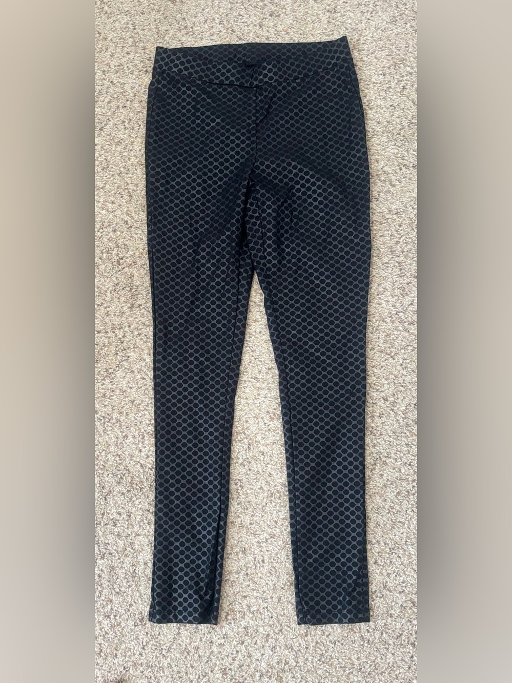Baccini Black Geometric Dot Ankle Pants Size: Small